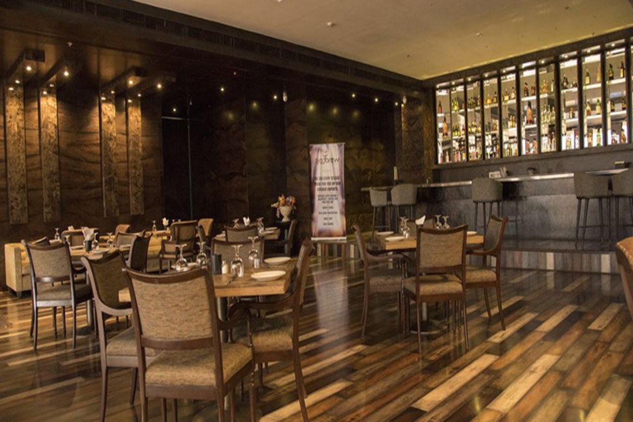 Regenta Central Hotel & Convention Centre Nagpur Ngoại thất bức ảnh