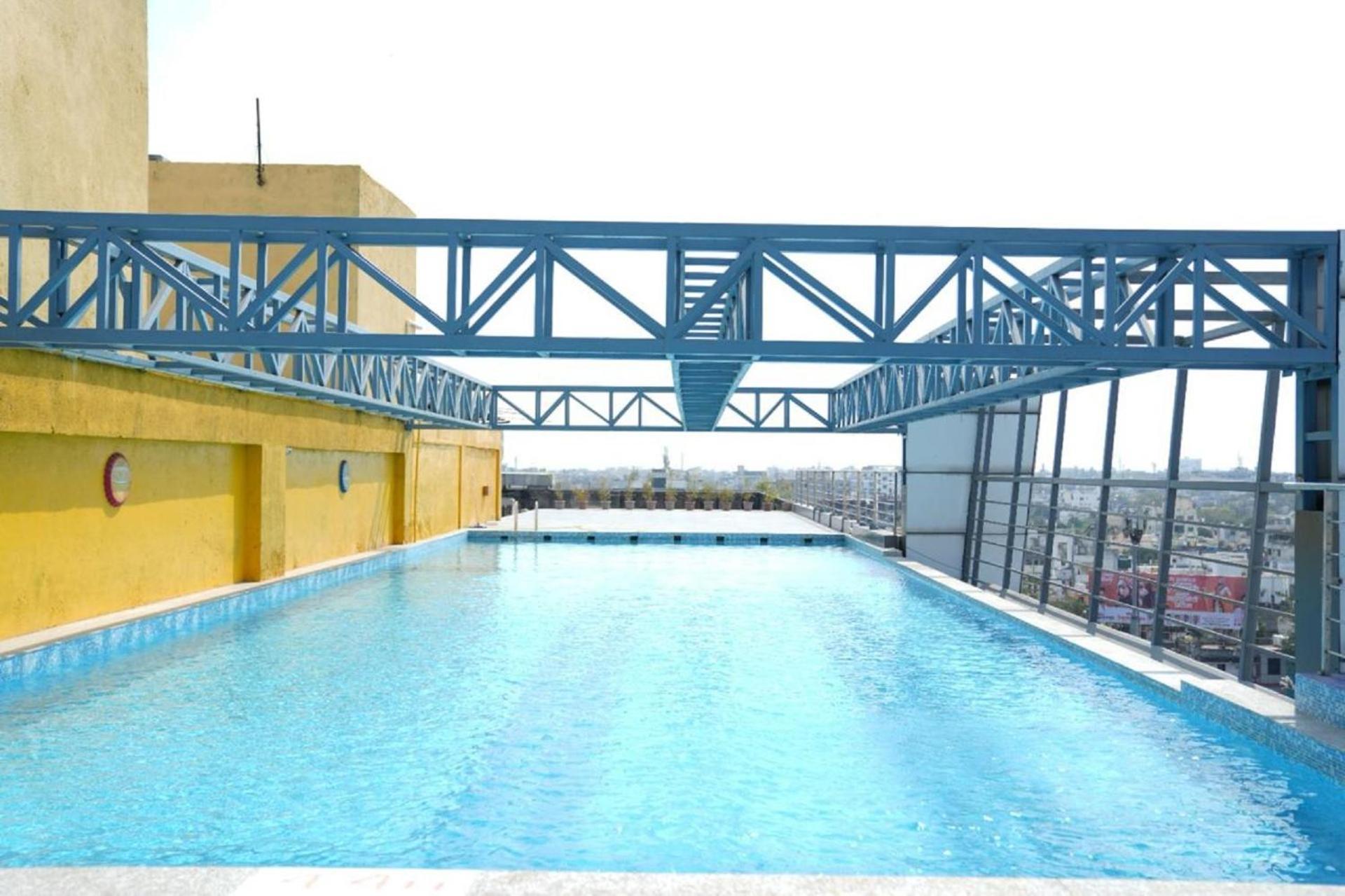 Regenta Central Hotel & Convention Centre Nagpur Ngoại thất bức ảnh
