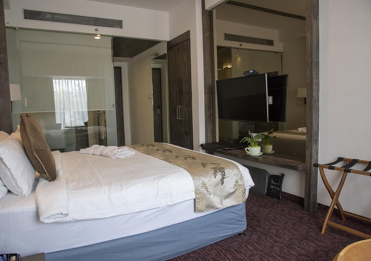 Regenta Central Hotel & Convention Centre Nagpur Ngoại thất bức ảnh