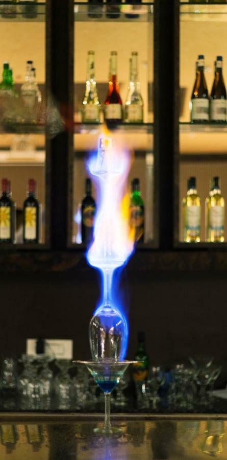 Regenta Central Hotel & Convention Centre Nagpur Ngoại thất bức ảnh