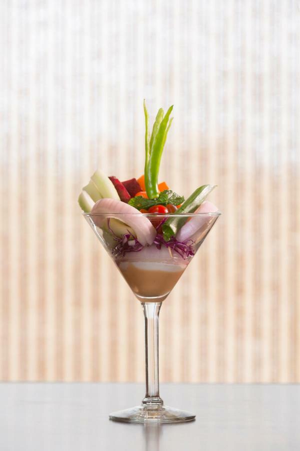Regenta Central Hotel & Convention Centre Nagpur Ngoại thất bức ảnh