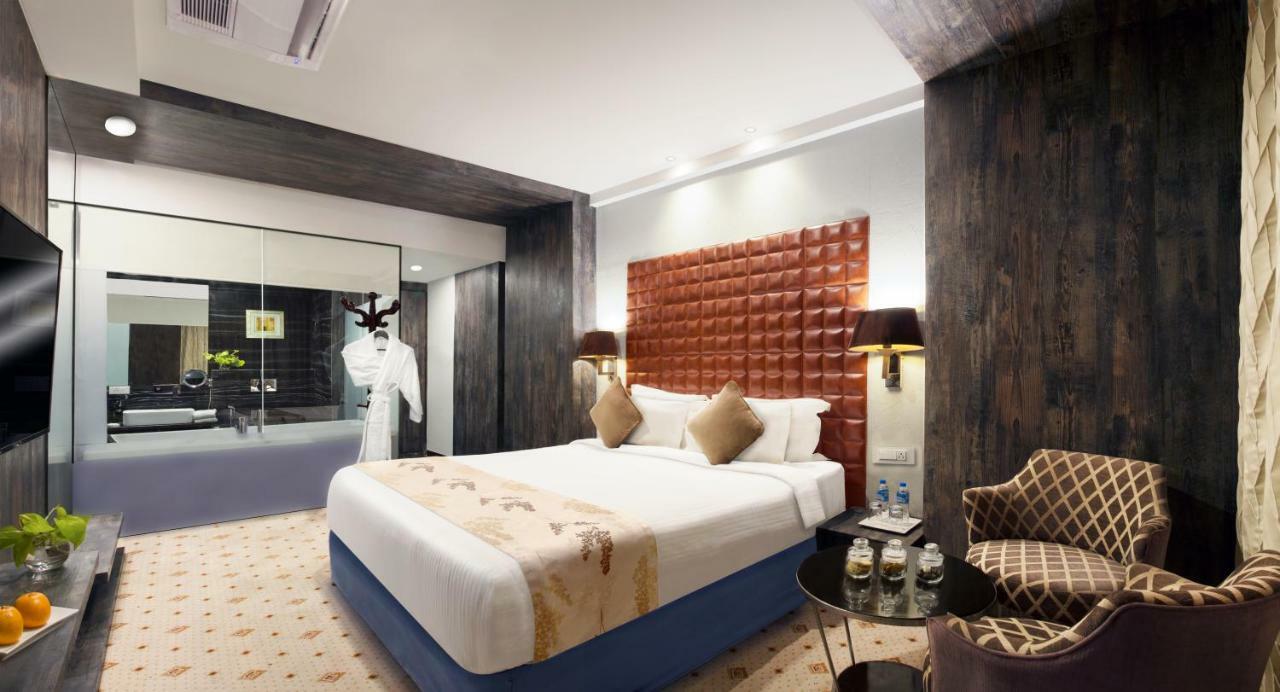 Regenta Central Hotel & Convention Centre Nagpur Ngoại thất bức ảnh