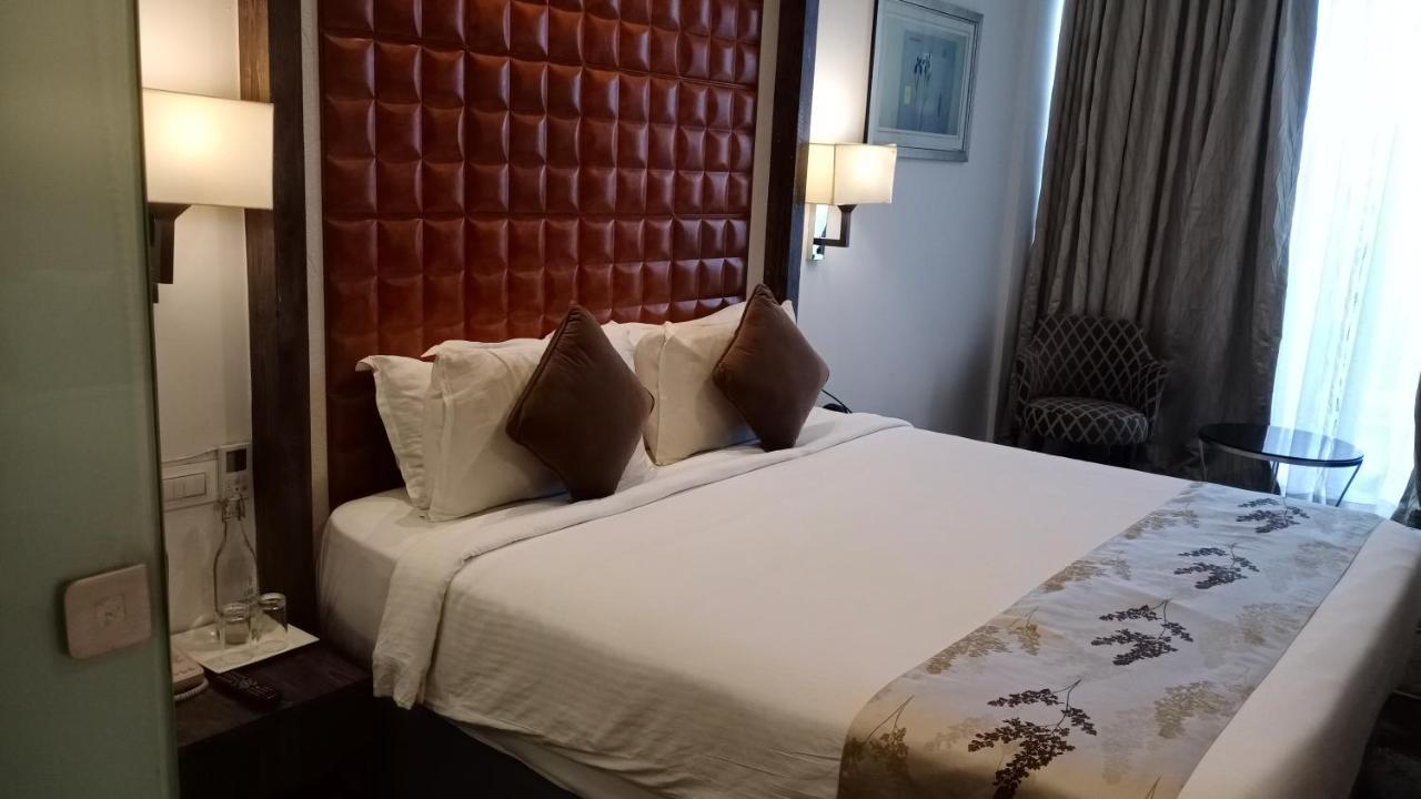 Regenta Central Hotel & Convention Centre Nagpur Ngoại thất bức ảnh